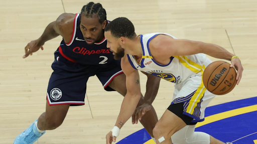 就是不怵枪手！埃梅里带队10次面对阿森纳，4胜4平2负